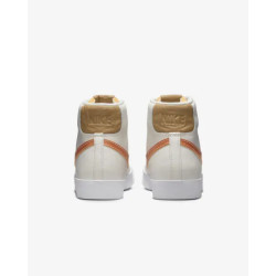 Nike  Blazer Low DA4934 White/White/Black/Light Bone