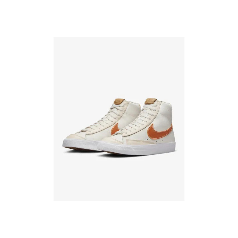 Nike  Blazer Low DA4934 White/White/Black/Light Bone
