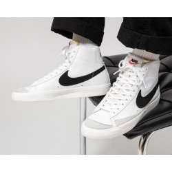 Nike Blazer Mid '77 Vintage  BQ6806 Bianco/Nero