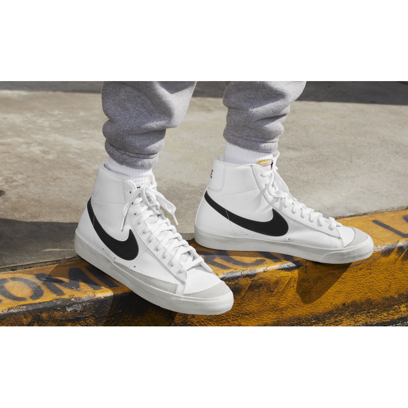 Nike Blazer Mid '77 Vintage  BQ6806 Bianco/Nero