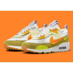 Scarpa Nike Air Max 90 Futura FN3703 Summit White/Mandarin