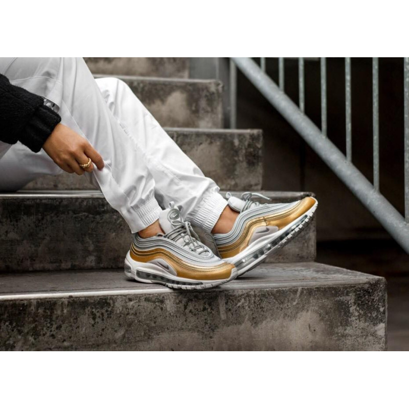 Nike Air Max 97 SE Metallic AQ4137