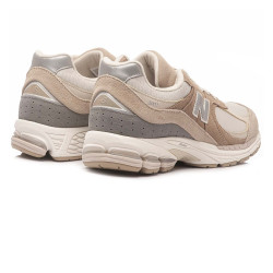 New Balance M2002RSI Shoes Man  Driftwood/Sandstone/Moonbeam