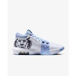 Nike LEBRON Witness VIII HQ2139 Bianco/Celeste